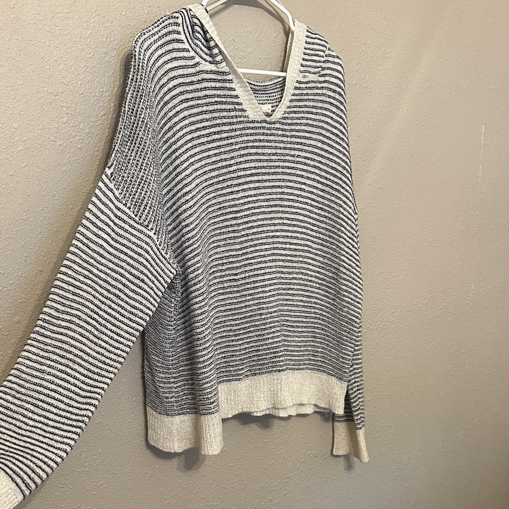 Striped V-Neck Sweater with hood
